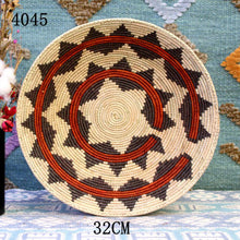 Load image into Gallery viewer, 30 cm-39 cm Round Rustic Hand-woven Straw Designer Model Room Background Wall Hanging Decoration Fruit Plate Bowls